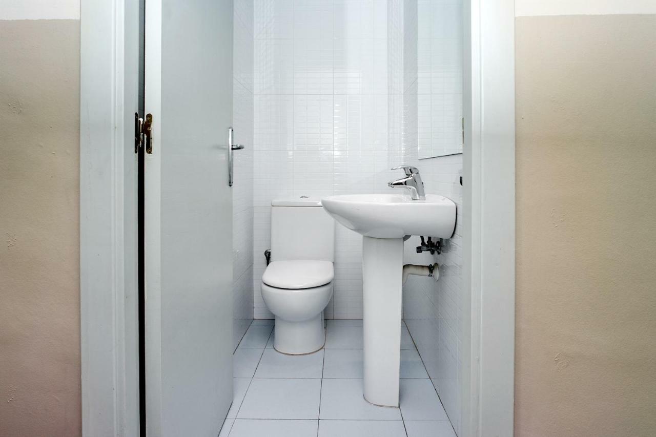 Apartamento Con Terraza, Balcon De Barcelona 埃斯普卢加·德·隆布雷格 外观 照片