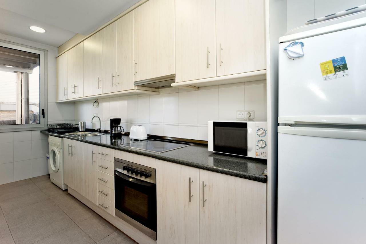 Apartamento Con Terraza, Balcon De Barcelona 埃斯普卢加·德·隆布雷格 外观 照片
