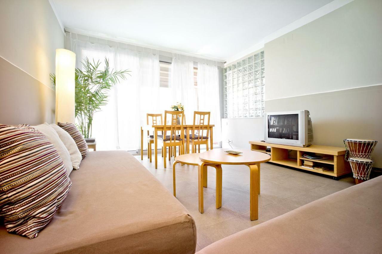 Apartamento Con Terraza, Balcon De Barcelona 埃斯普卢加·德·隆布雷格 外观 照片