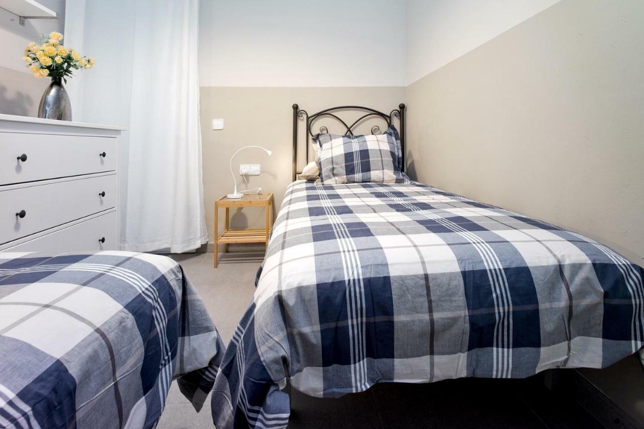 Apartamento Con Terraza, Balcon De Barcelona 埃斯普卢加·德·隆布雷格 外观 照片
